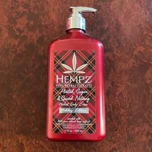 NWOT Hempz herbal body wash Holiday edition
